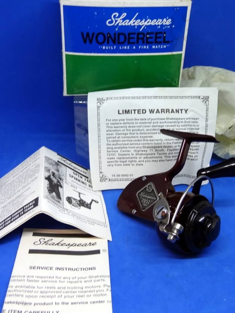 Amazon.co.jp: 箱入り 未使用 Shakespeare シェイクスピア 2052