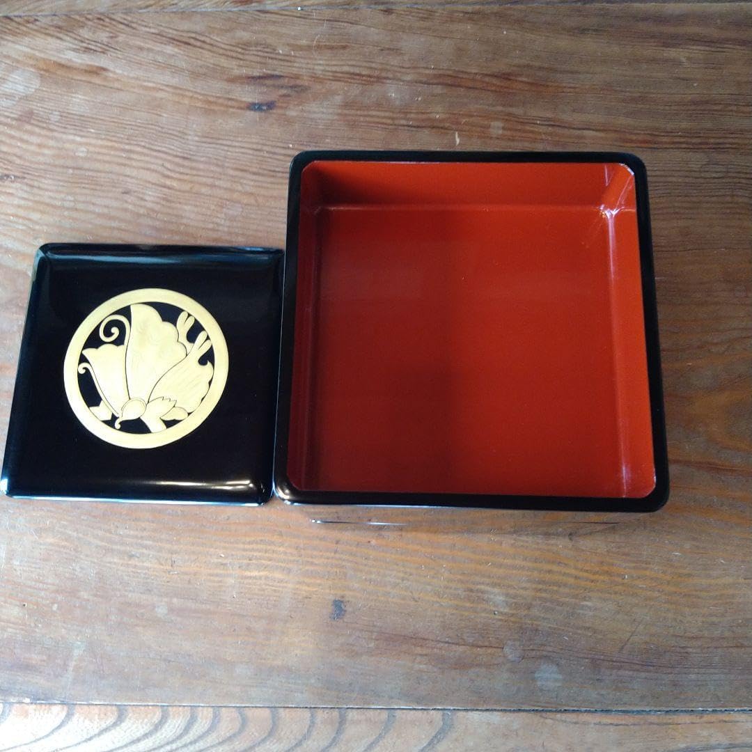 越前漆器　越前塗　溜塗り　本重箱　お重　重箱　二段重　二段重箱春秋蒔絵　桜と紅葉 越前漆器 越前塗 溜塗り 本重箱 お重 重箱 二段重 二段重箱春秋