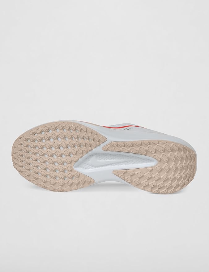 Nike Women's Quest 6 Road Running Shoes