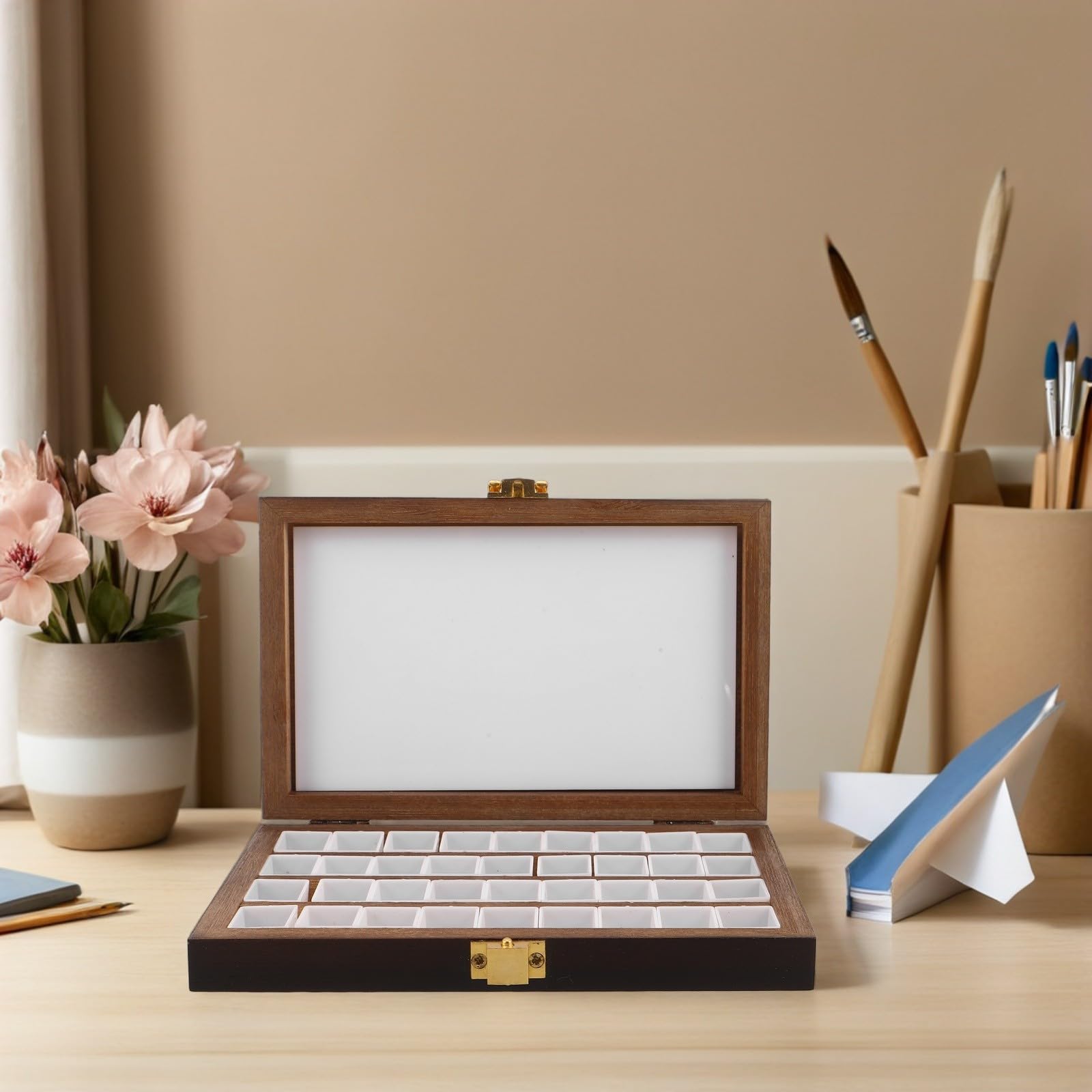 Palette Aquarelle Portable en Bois avec 36 Demi-casseroles, Couvercle Sécurisé Anti-séchage, Rangement Multigrille pour Artistes Professionnels et Amateurs en Cours d'art