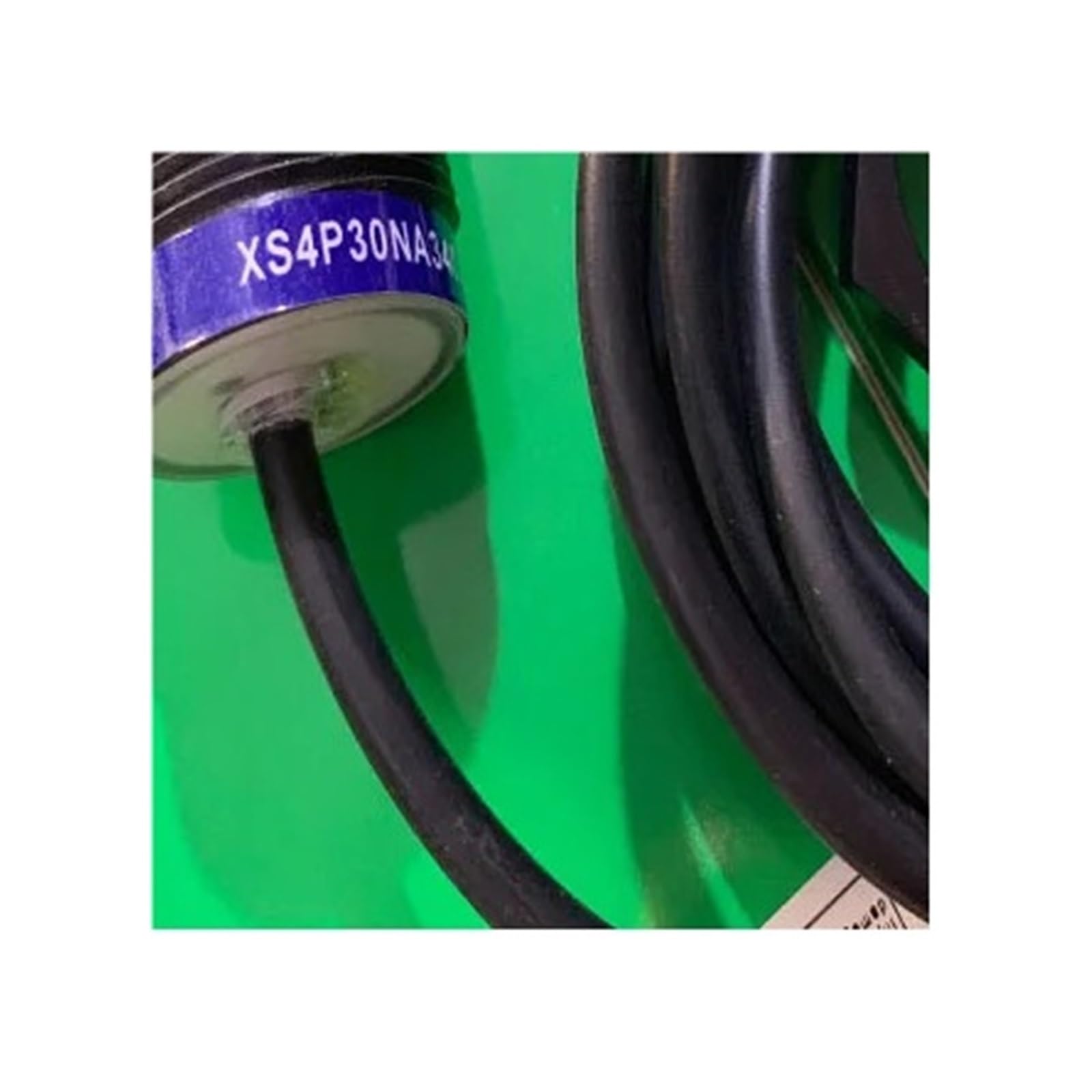 Sensor XS618B1MBL5 de dos hilos con salida NC para seguridad