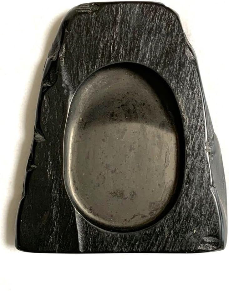 旧蔵した貴重中国骨董【歙州龍尾金星古硯】細工精密龍雲彫刻最高級漆塗り漆器硯箱付き 書道 旧蔵した貴重 中国 骨董歙州龍尾金星古硯 細工 精密 龍雲