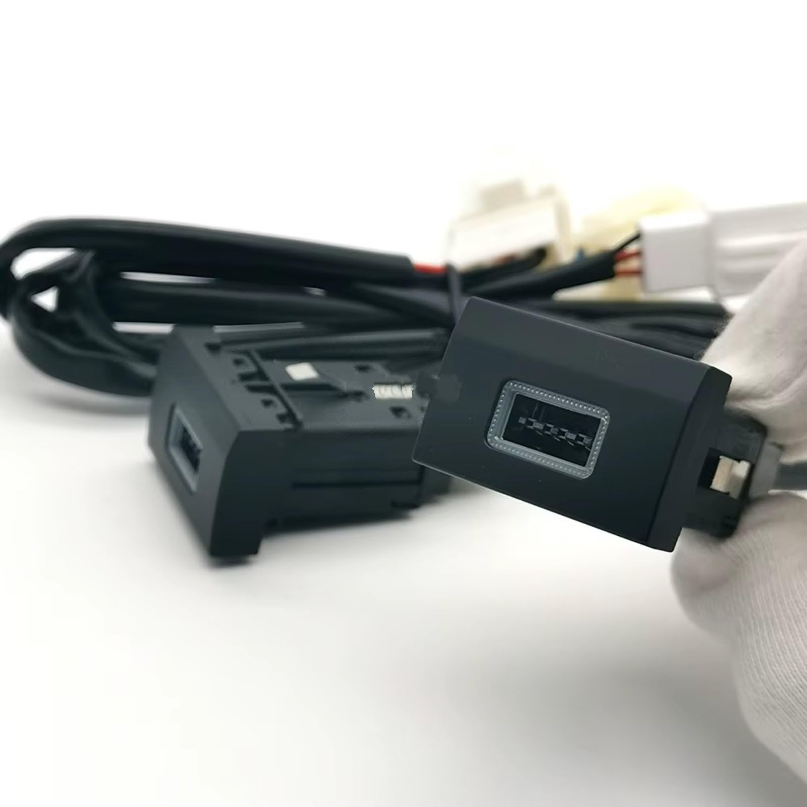 Prise USB Pour Console Compatible Avec VW Pour POLO 2011–2013 Adaptateur Charge Téléphone Automatique Double Chargeur Prise D'interface QC3.0 Interface USB AUX voiture