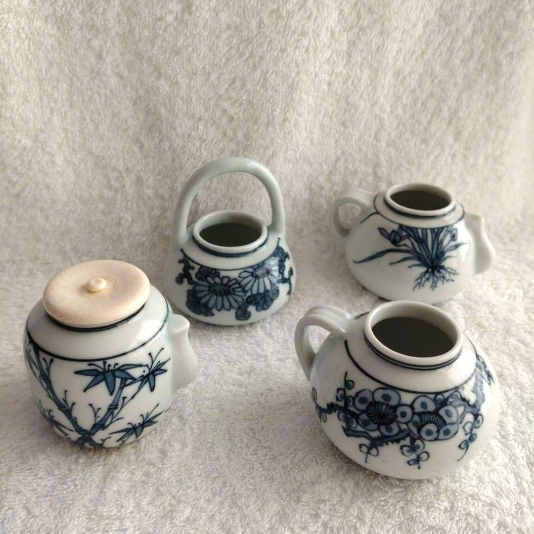 四摘茶入  染付 Amazon.co.jp: 茶器 茶入 四滴 染付 四君子 水滴 弦付 手瓶 油滴