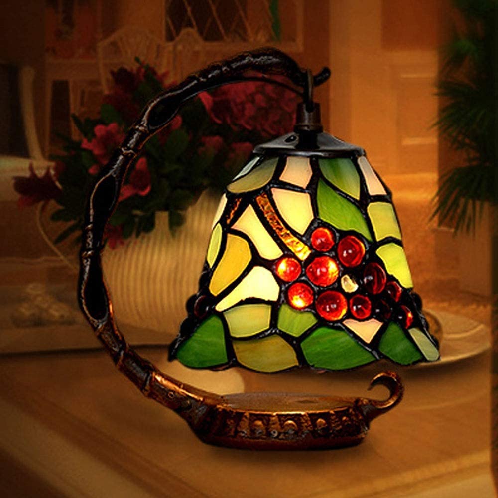 Lámpara de mesa estilo Tiffany resina vidrio natural restauración antigua patrón de uva W15*H20CM ilumina la vida