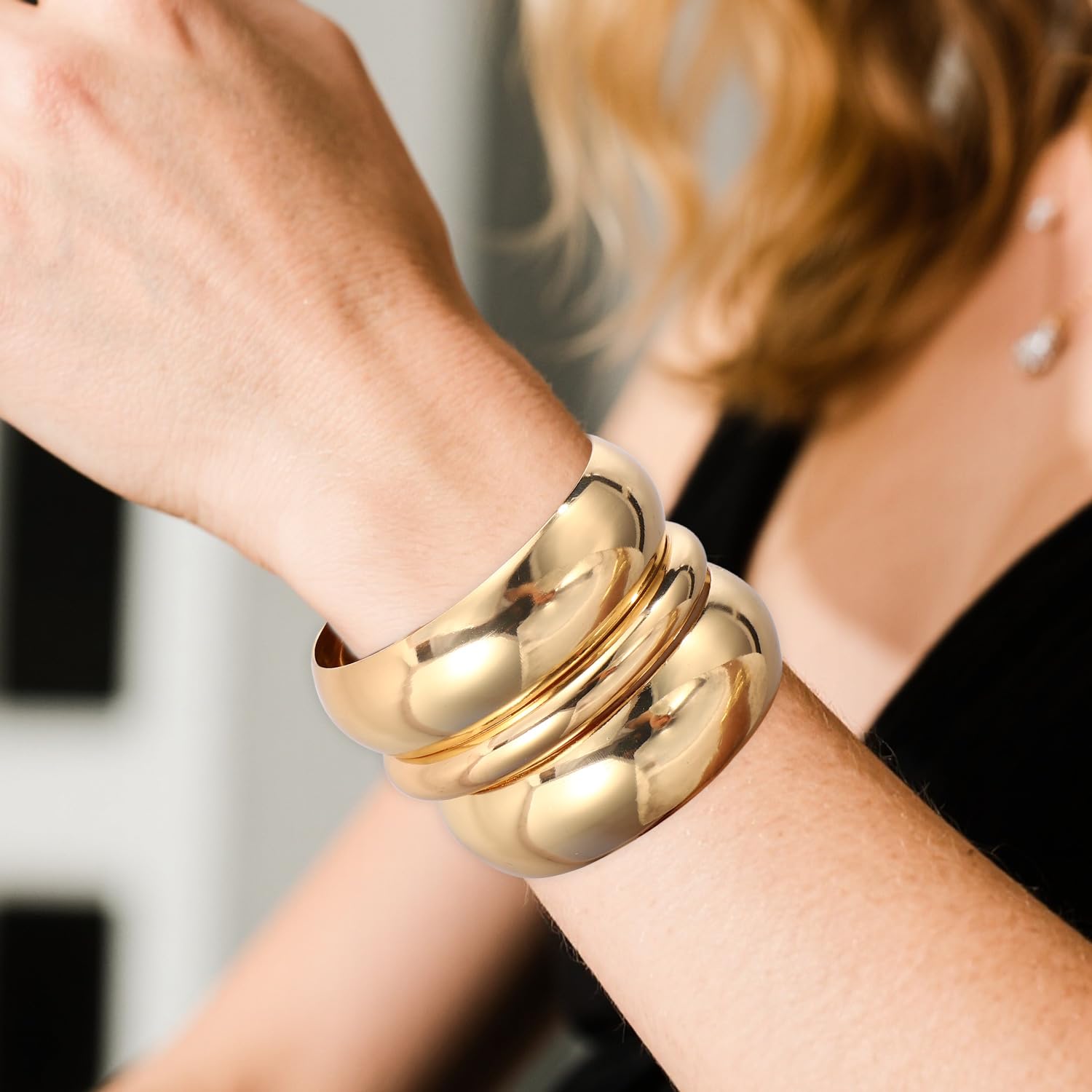 3 szt. Złota Bransoletka Typu Bangle dla Kobiet, Gruba Szeroka Bransoletka Mankietowa Modna Wyrazista Biżuteria z Charakterem Zestaw Bransoletki w Kolorze Złotym Moda Akcesoria Prezent
