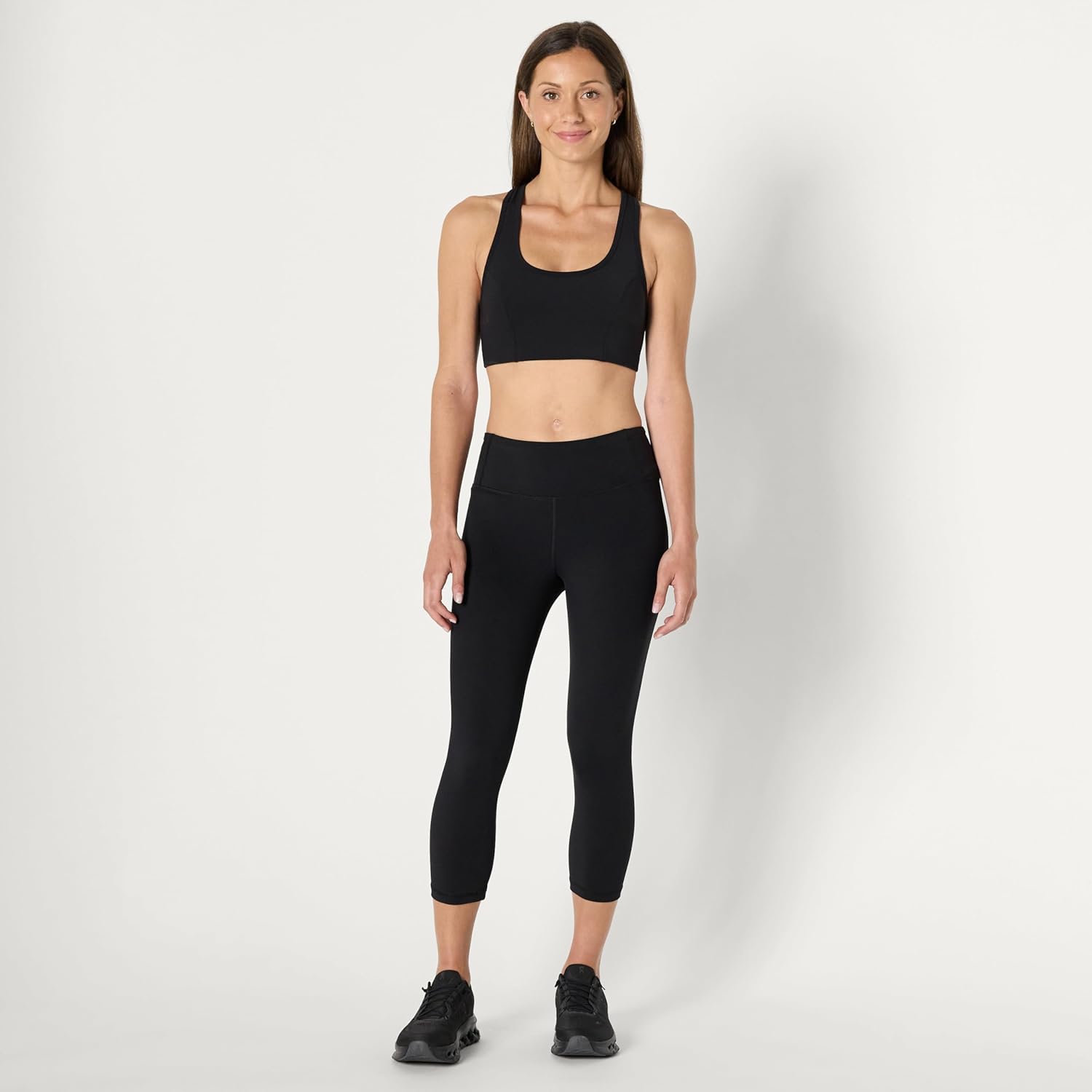 Amazon Essentials Women's Active Total Train Medium Support Racerback Gym Workout Sports Bra - Image 5