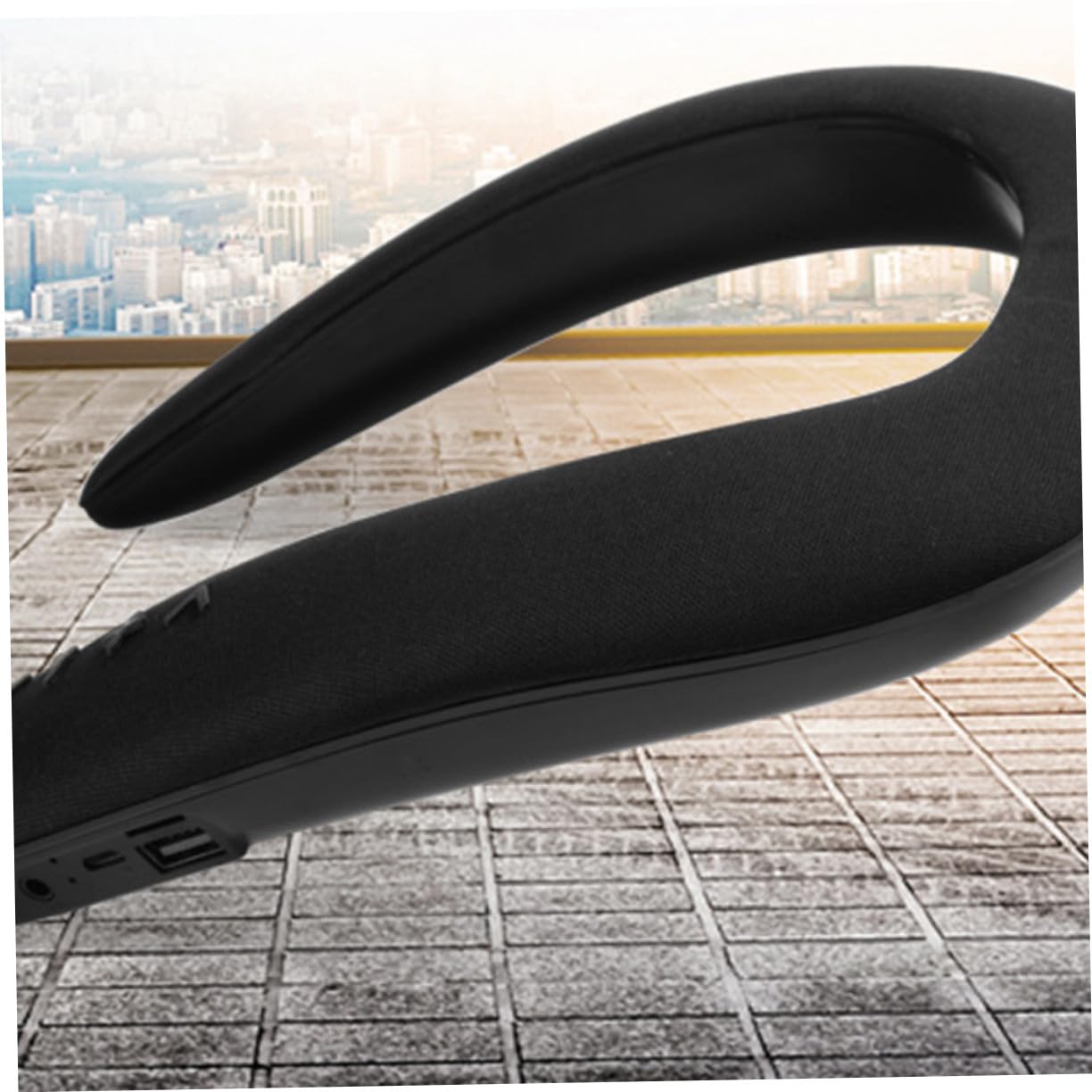 NUOBESTY Altavoz Diseño Ergonómico Batería Recargable de 1200mah Inalámbrico en Forma Cuello y Sonido Estéreo para Uso Diario y Deportes