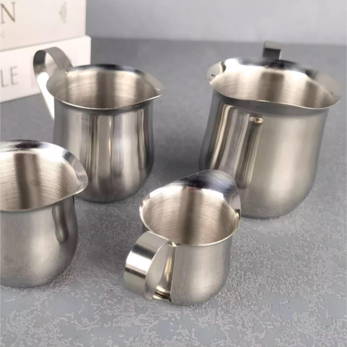 Barchetta per salsa in acciaio inox per condimenti per insalata, lattiera e tazza da caffè, set essenziale per cucina e ristorante, 10 x 7,2 cm ed elegante soluzione per servire