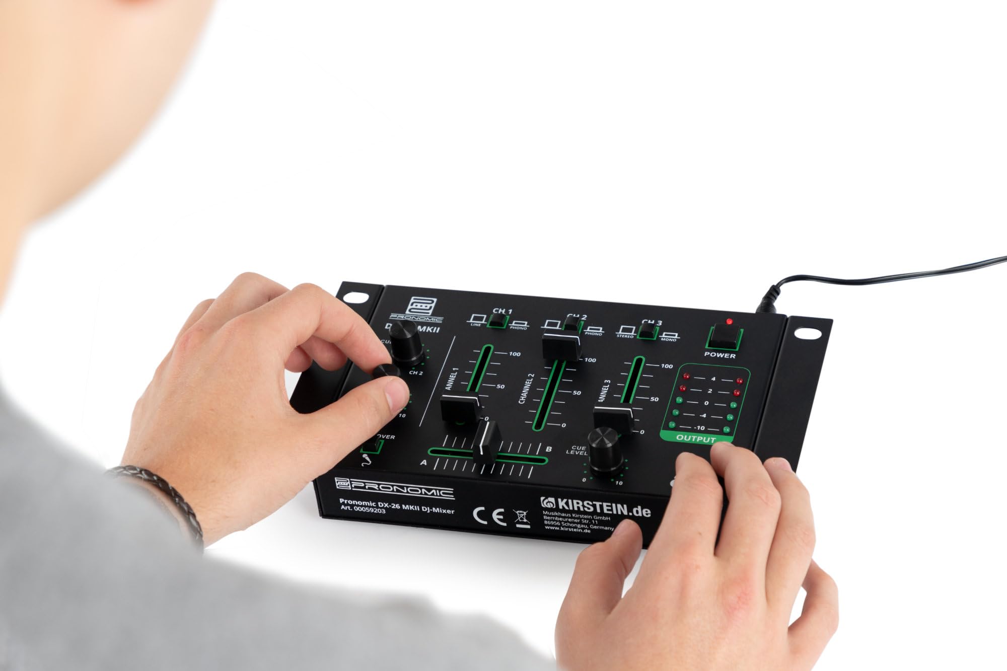 Pronomic DX-26 MKII DJ-Mixer - Mixeur 3 canaux avec fonction Cue - 2x canal Line/Phono - Entrées micro et casque
