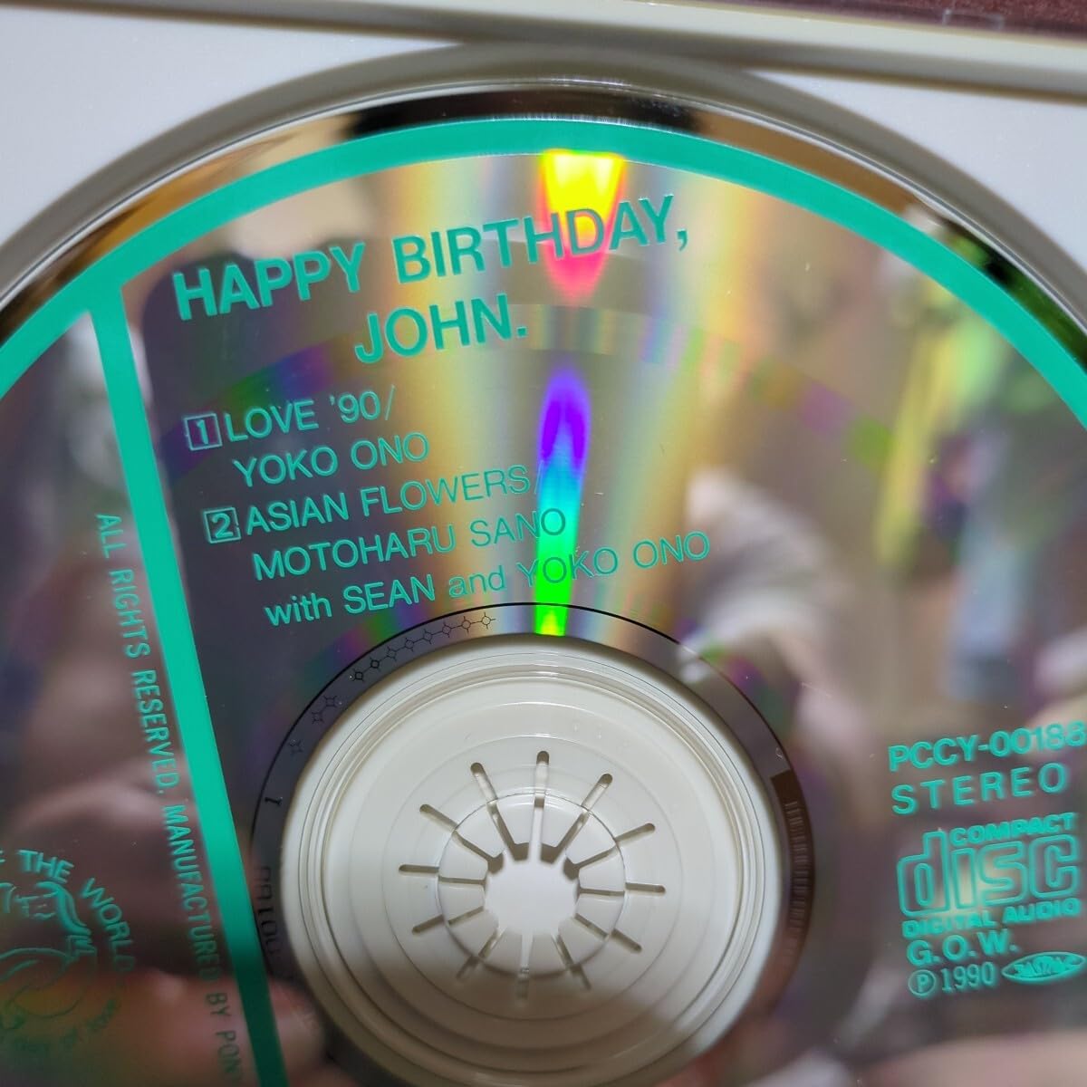 Amazon.co.jp: V7 ジョンレノン トリビュートアルバムHAPPY