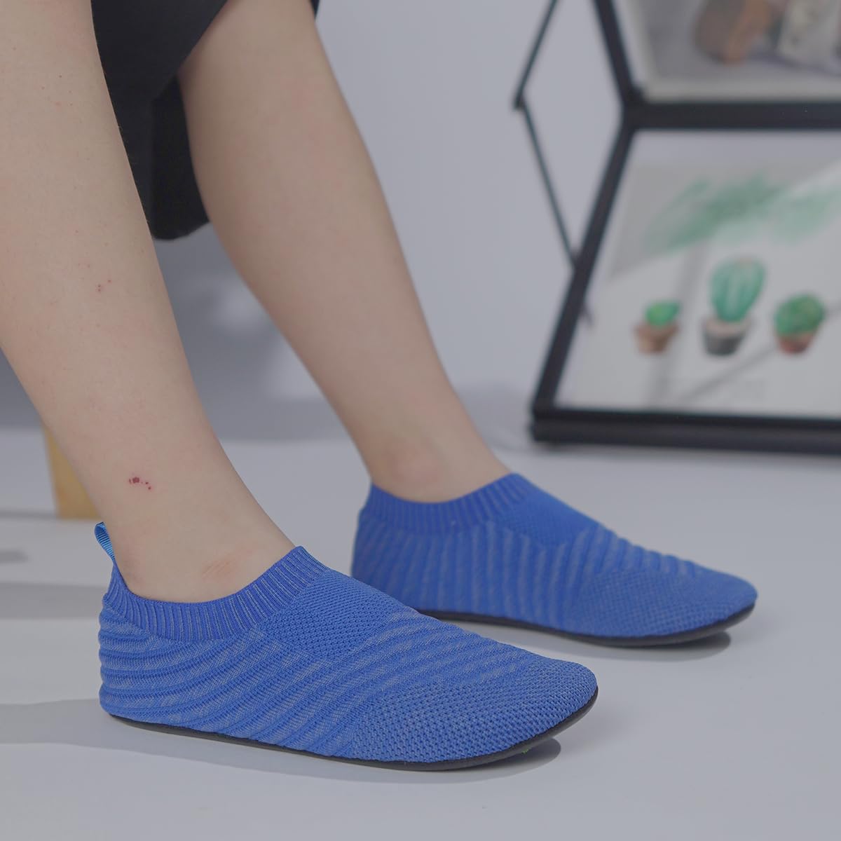 SLEVEL Pantuflas cómodas para niños pequeños, ligeras, antideslizantes, agarre alrededor de la casa, zapatos para niños y niñas