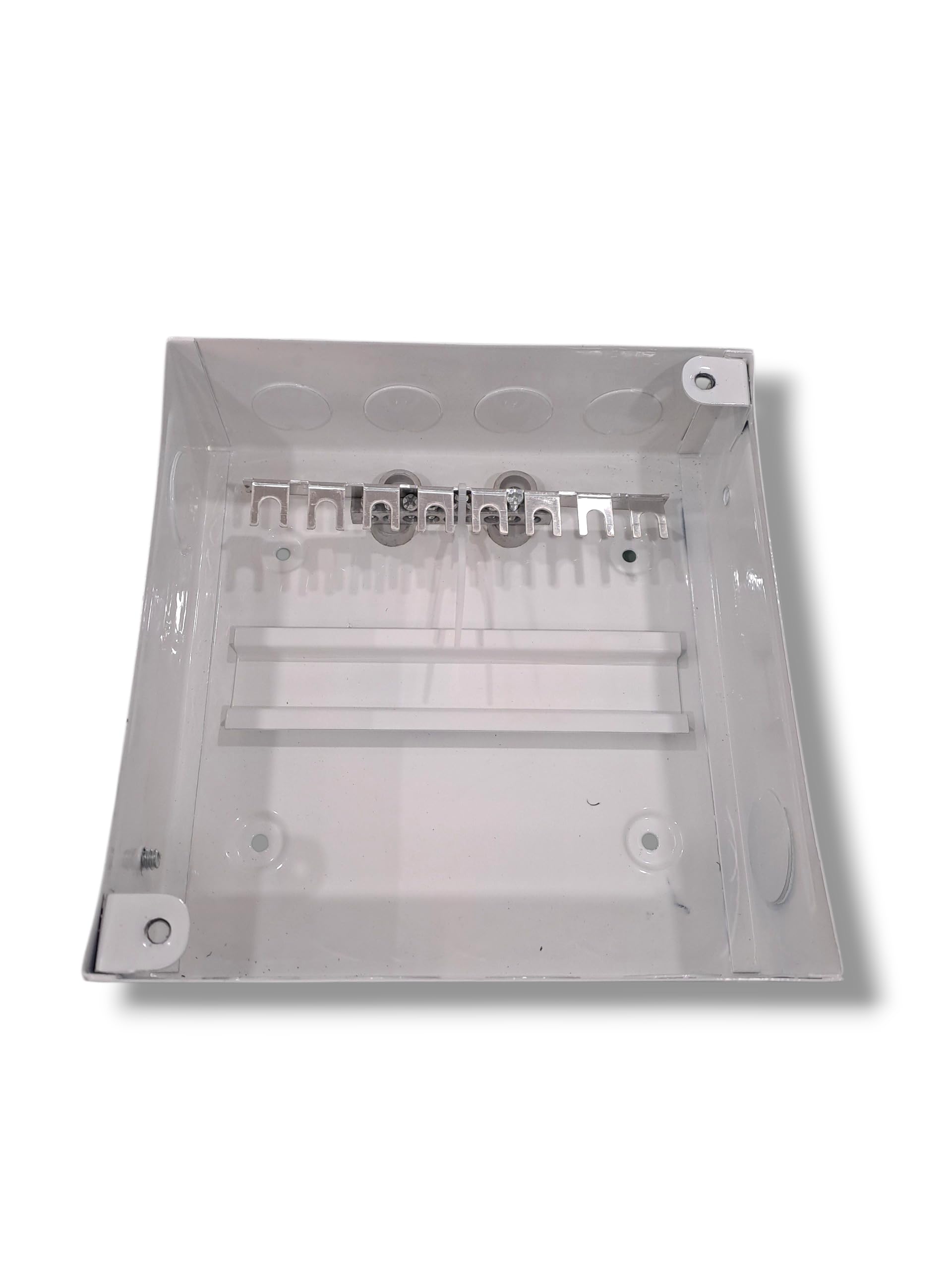 MCB DISTRIBUTION BOX SINGLE DOOR (8 WAY MCB BOX) — Amazon image 4