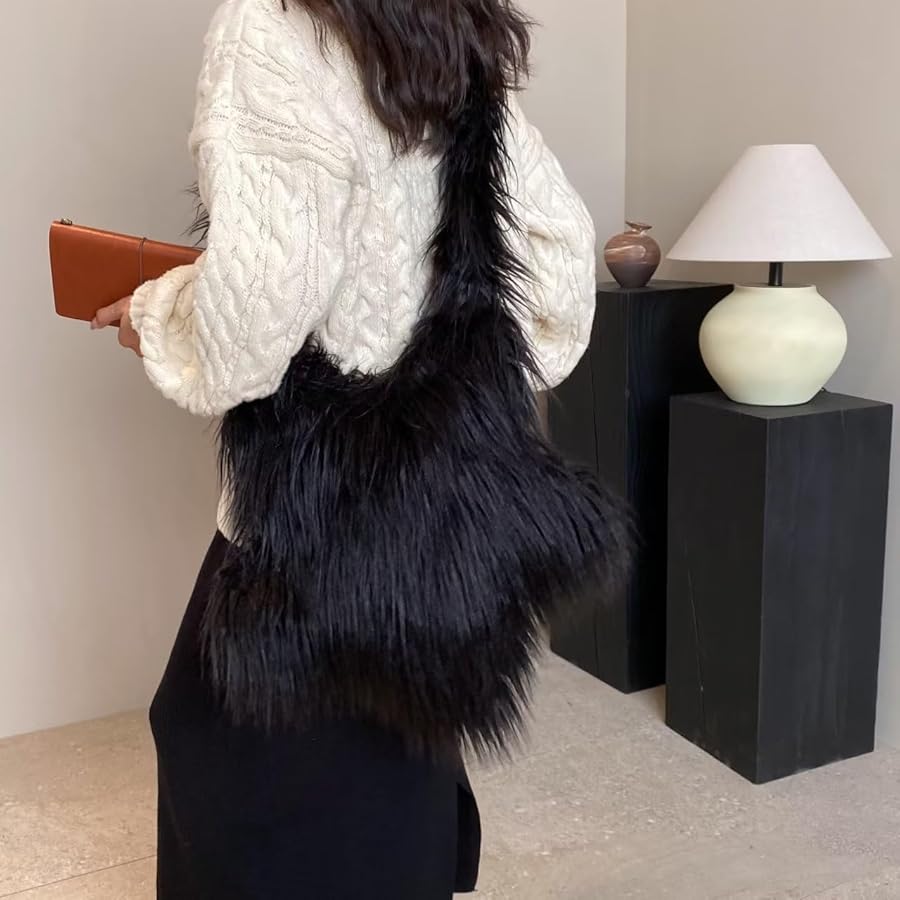 Amazon.com: Y2K Furry Purse Star Shaped Heart-shaped Amazon.com: Y2K Furry Purse Star Shaped Heart-shaped