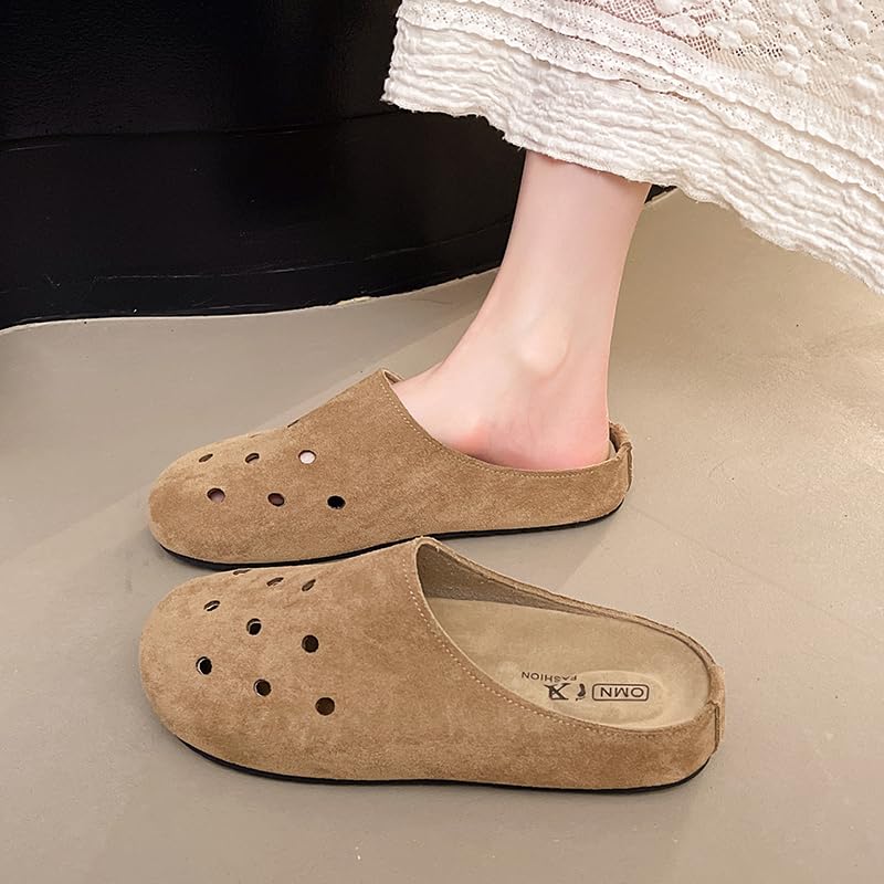 Suede comfort clogs with ventilation holes, indoor and outdoor house slippers, available in blue, yellow, brown, pink and khaki.3