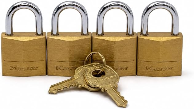 Master Lock Asma kilit, masif pirin , 1,9 cm geni li inde, 120Q 4 ayn  anda kilitlenir
