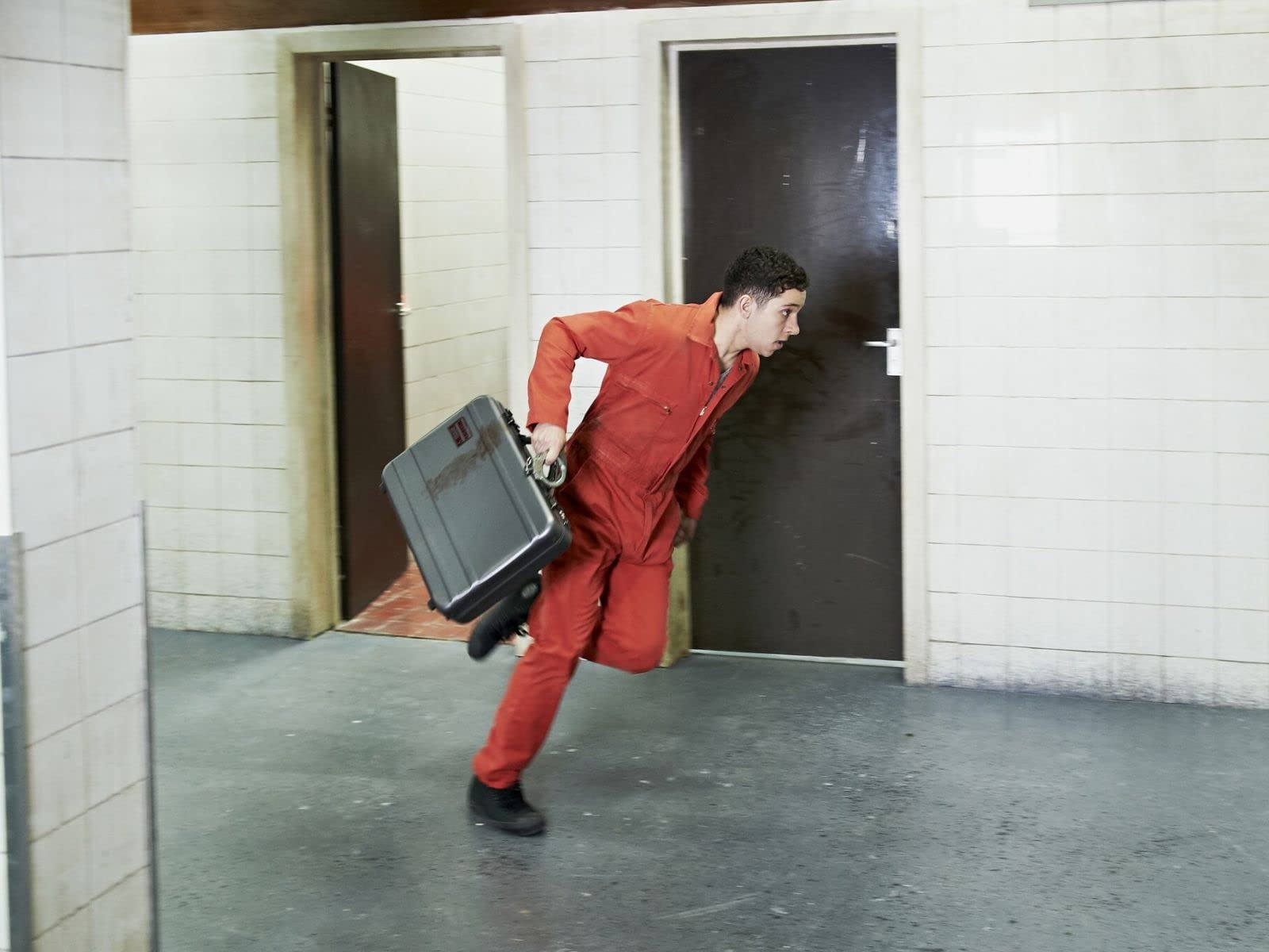 Amazon Co Jp Misfits ミスフィッツ 俺たちエスパー ネイサン マクマレン ジョセフ ギルガン ネイサン スチュアート ジャレット マット スティーヴンス Prime Video