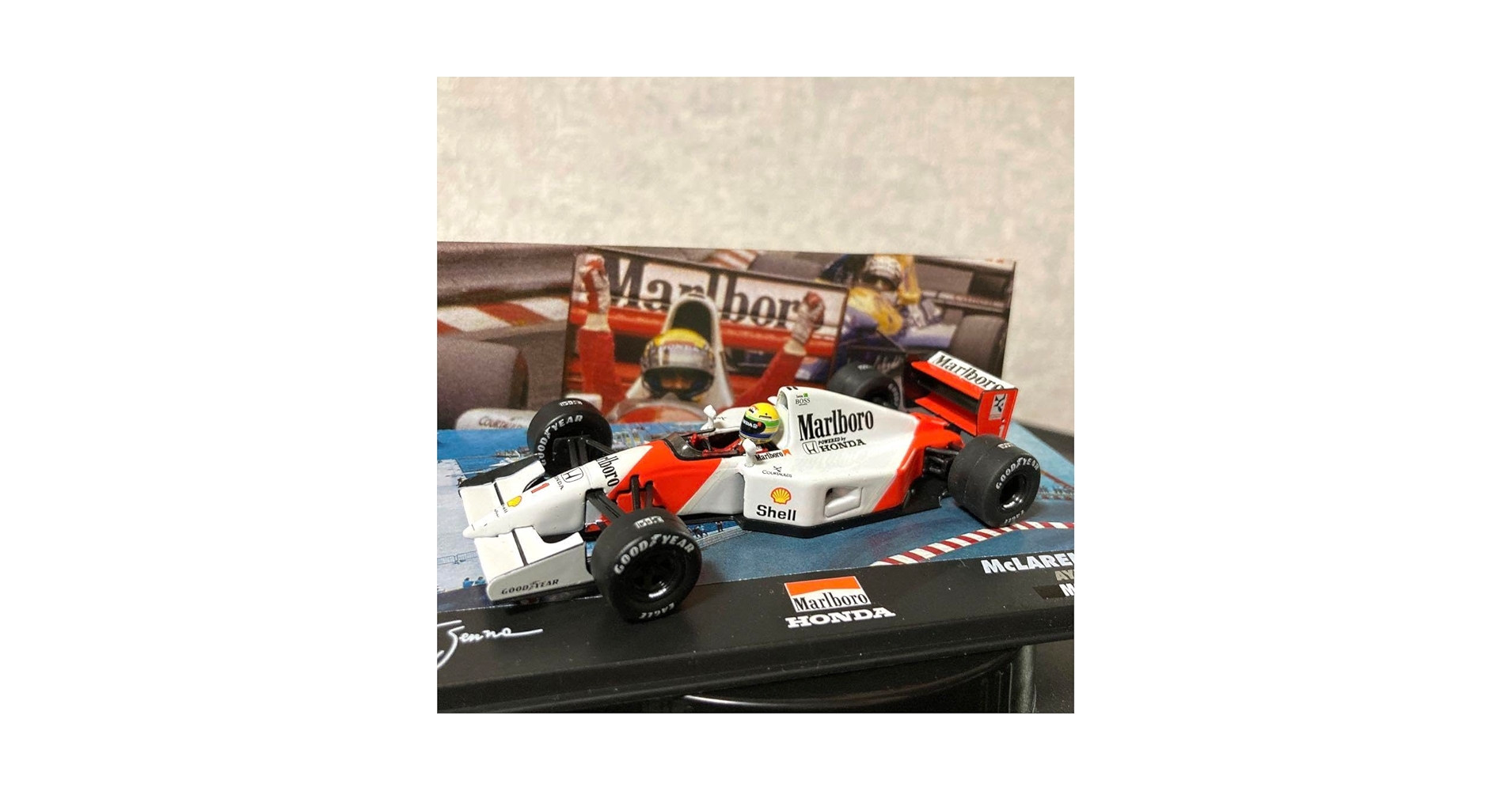 アイルトン・セナ Ayrton Senna コトブキヤ　Marlboro 初めてのリバリーシリーズ、1988年のアイルトン・セナを