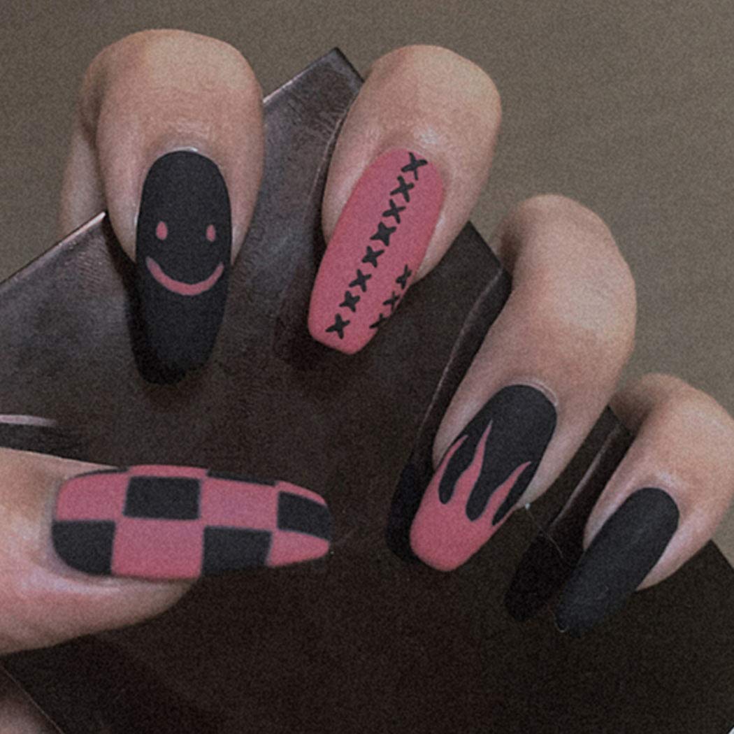 UranianCoffin Press on Nails Medium Matte Black Fake Nails Ballerina Fire Full Cover False Nails Acrylic Nails Tips for Women and Girls (Style5)