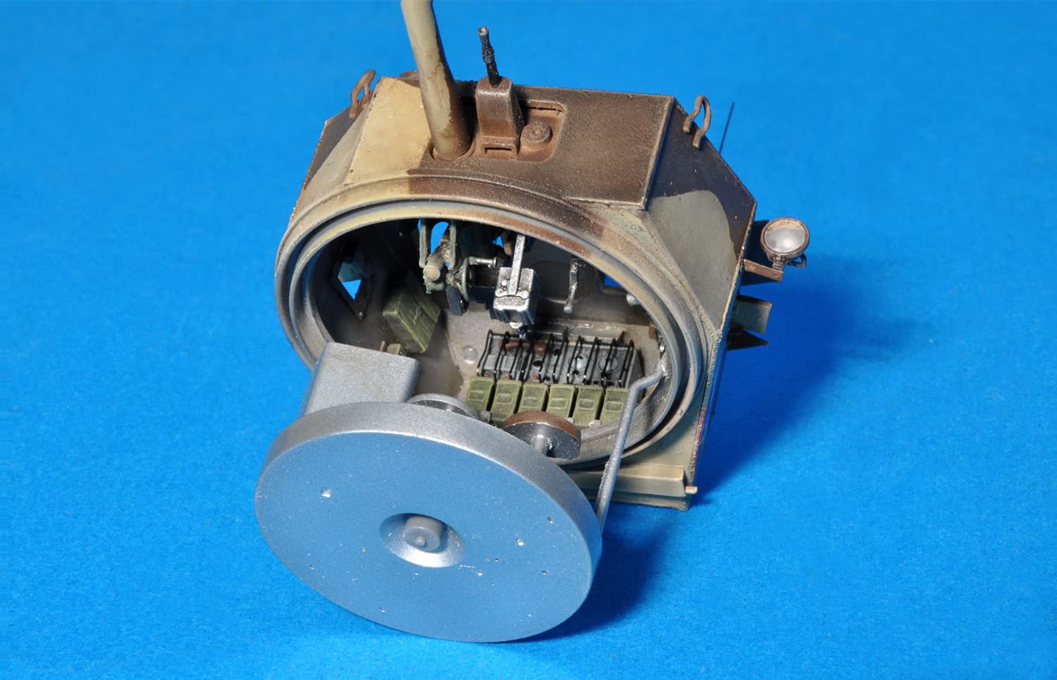 Miniart Skala 1:35 "AEC Mk.2 Car" zestaw modeli z tworzywa sztucznego