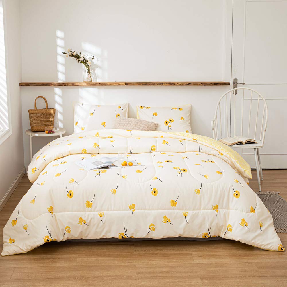 King Size Comforter Set Yellow Floral Bedding Comforter Cream Yellow Lucky Clover Flowers and Plaid Geometry Reversible Bedding Aesthetic Bed Comforter Set(King, Yellow)