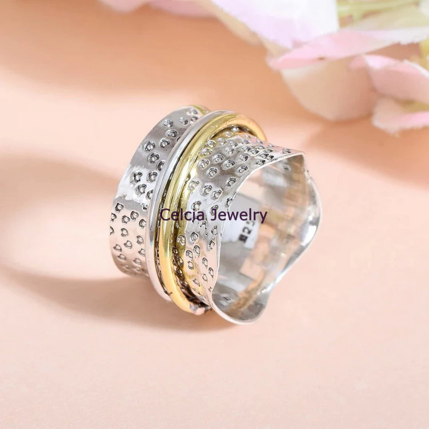 Spinner-Ring aus massivem 925er Sterlingsilber für Frauen, handgefertigter Angstring, Boho-Meditationsring für sie, Spinning-Sorgenring, atemberaubender Ring, zweifarbiger gehämmerter Ring