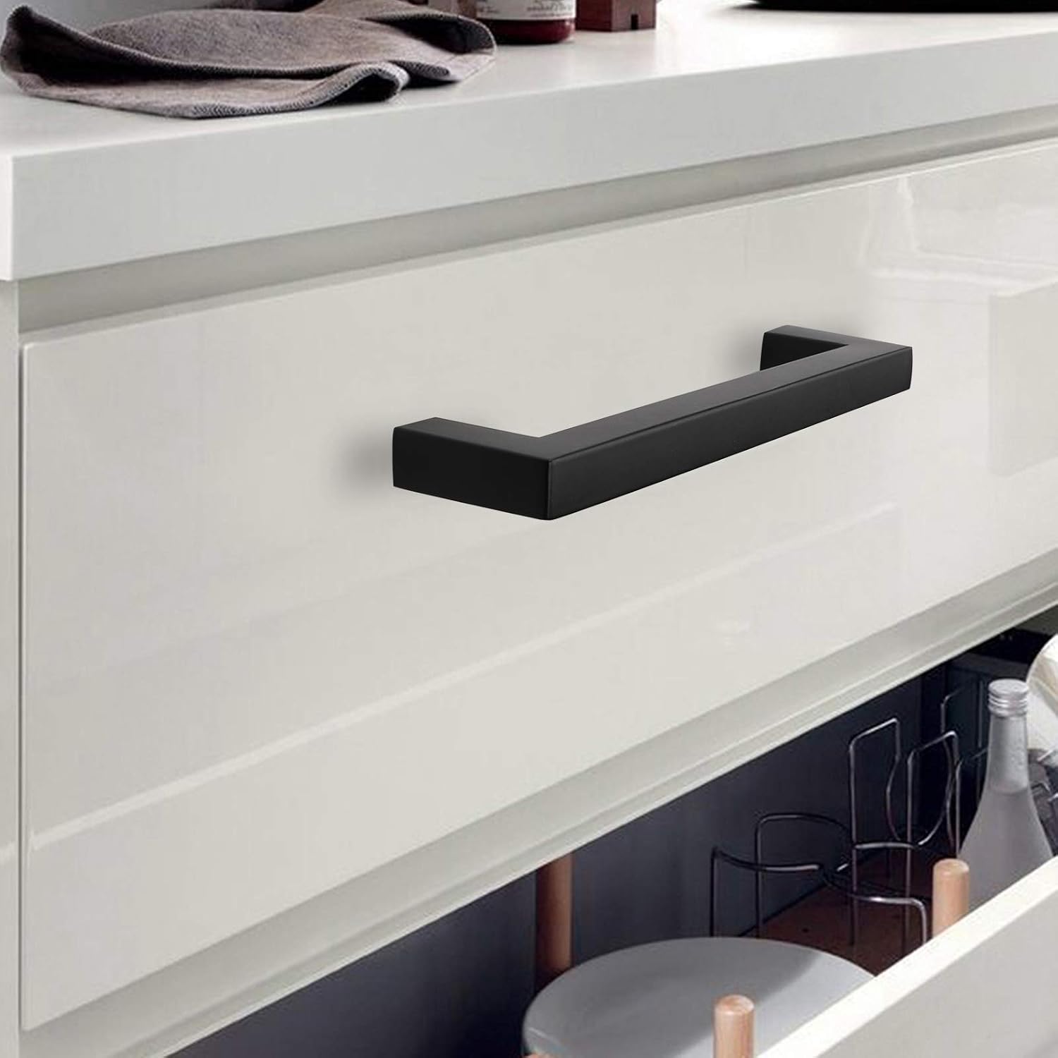 goldenwarm Kitchen Cabinet Handles Black Cabinet Pulls - LSJ12BK160 Kitchen Drawer Pulls Modern Cabinet Pull Handles for Kitchen Cabinets 6-1/4in(160mm) Hole Centre 10Pack