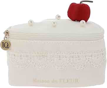 Amazon.co.jp: さくらんぼトライアングルポーチ : ビューティー