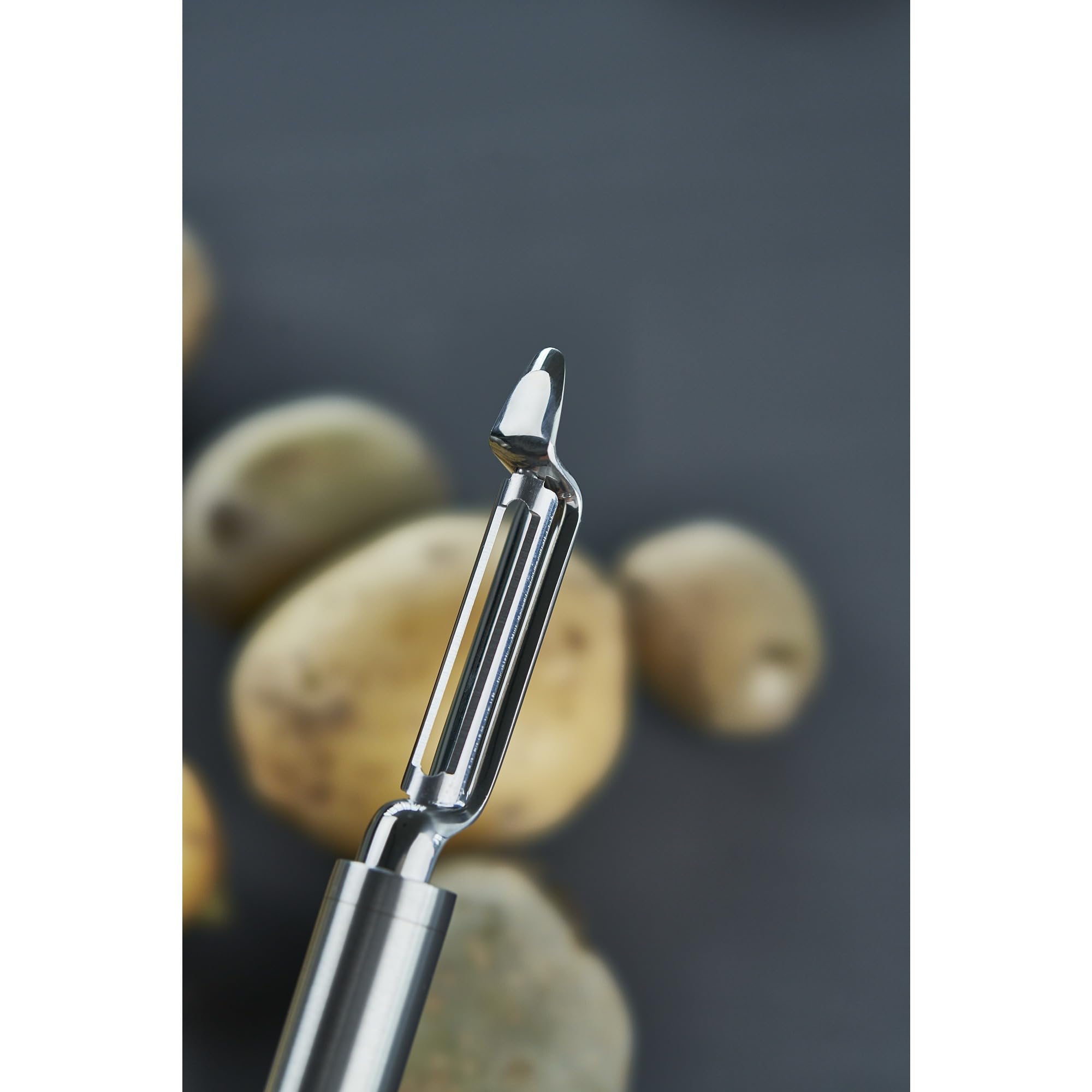 ZWILLING Pro Swivel Peeler