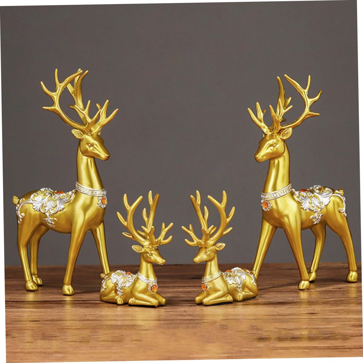 Abaodam Schöne Weihnachts Elch Statue aus Kunstharz Goldfarben Realistisch und Langlebig als Festliche Deko für Wohnzimmer und Fotografie