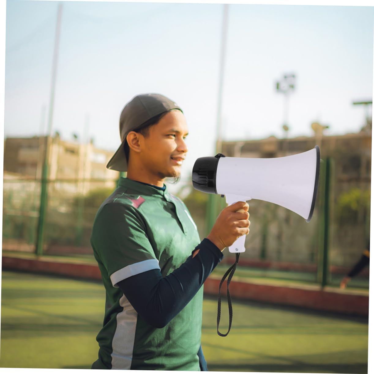 UPKOCH Megáfono Portátil para Animar Fiestas Partidos De Fútbol y Eventos Deportivos con Altavoz De Megáfono Práctico y para Animar