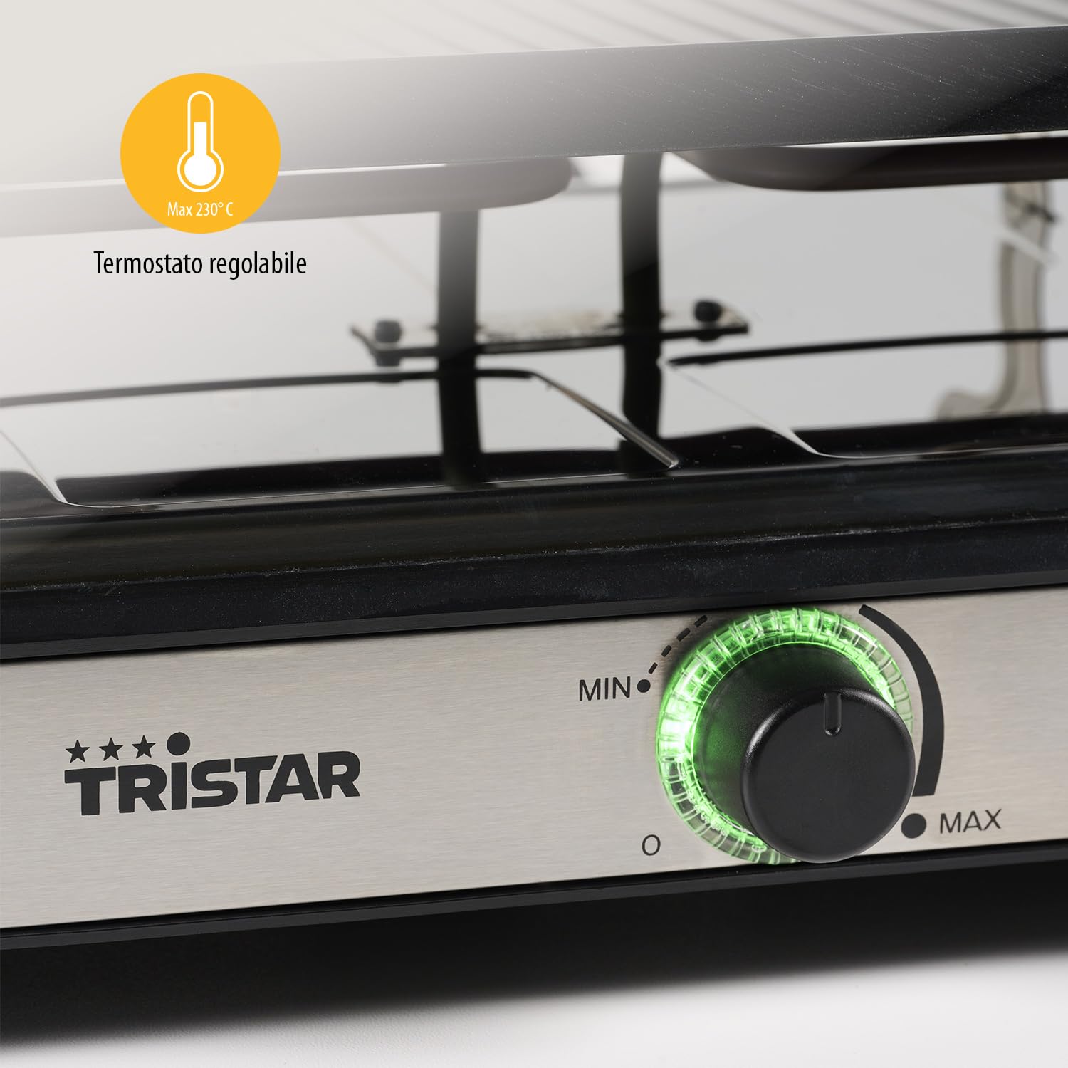Tristar Raclette - 8 persone - Superficie di cottura 42 x 23 cm - Termostato regolabile con anello illuminato - 1400 W - Nero - RA-2746