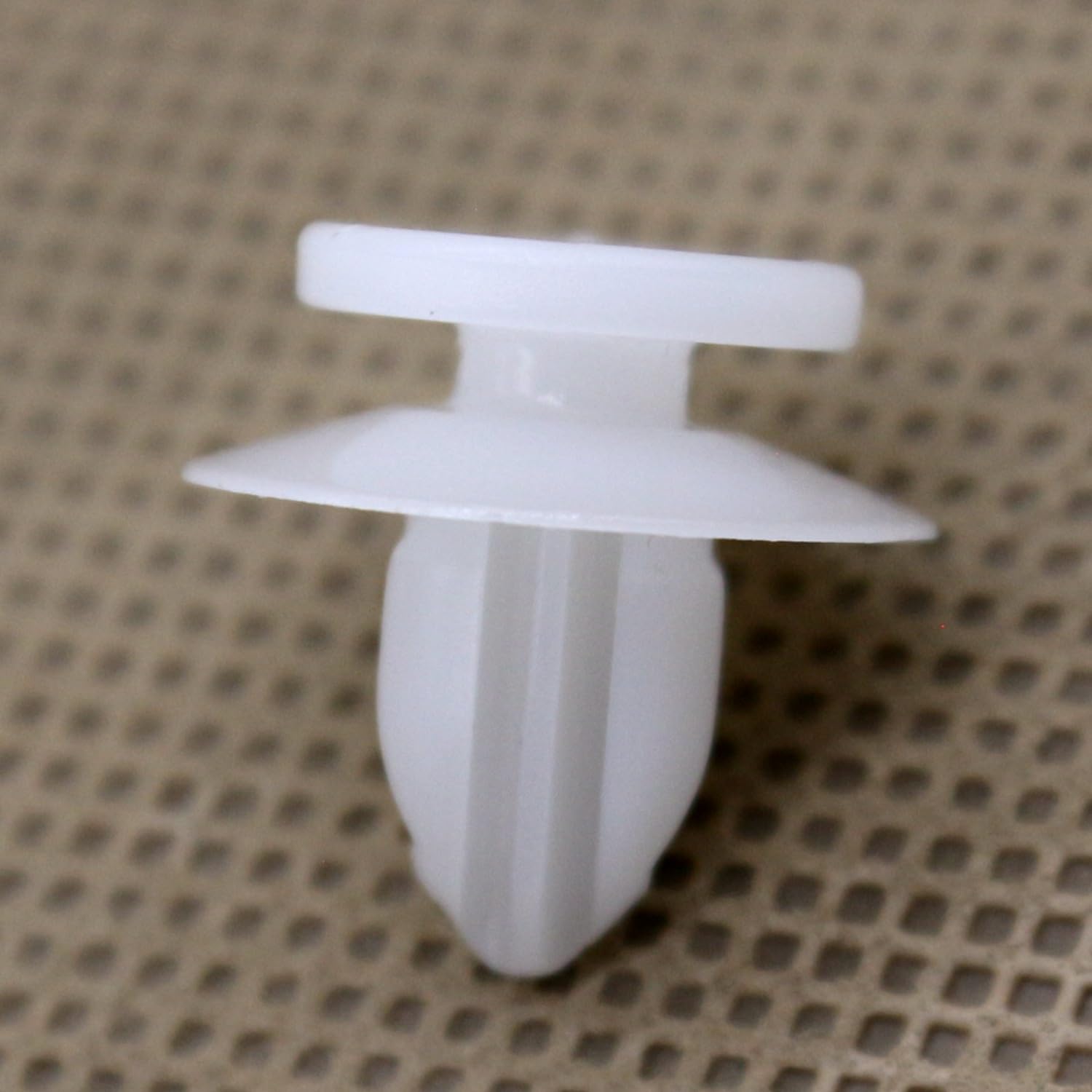 Amazon.com: DZMZL Speaker Grille & Lower Molding Clip Rivet