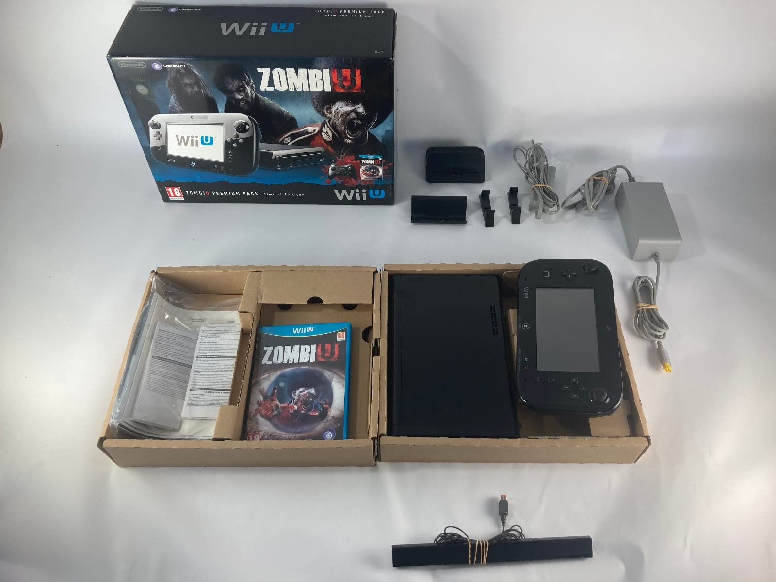 Console Nintendo Wii U 32 Go noire - 'ZombiU' premium pack [Importación Francesa]