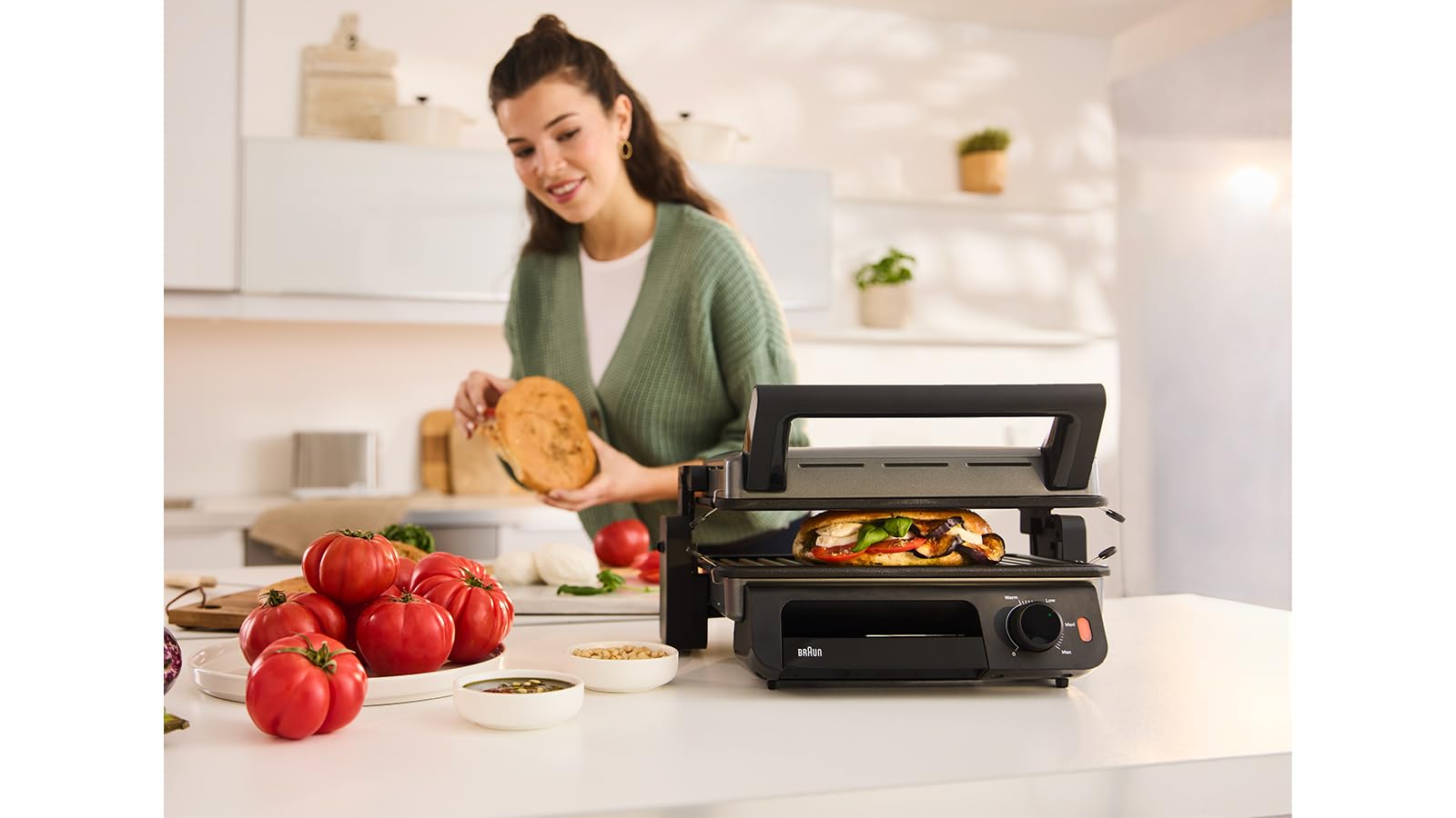 Braun MultiGrill 5 CG 5010, Plancha Eléctrica con Control Electrónico y Bandeja Recoge Grasa Extraible, 3 Posiciones de Cocción, Placas Extraibles y Lavables en Lavavajillas, 2000W, Negro