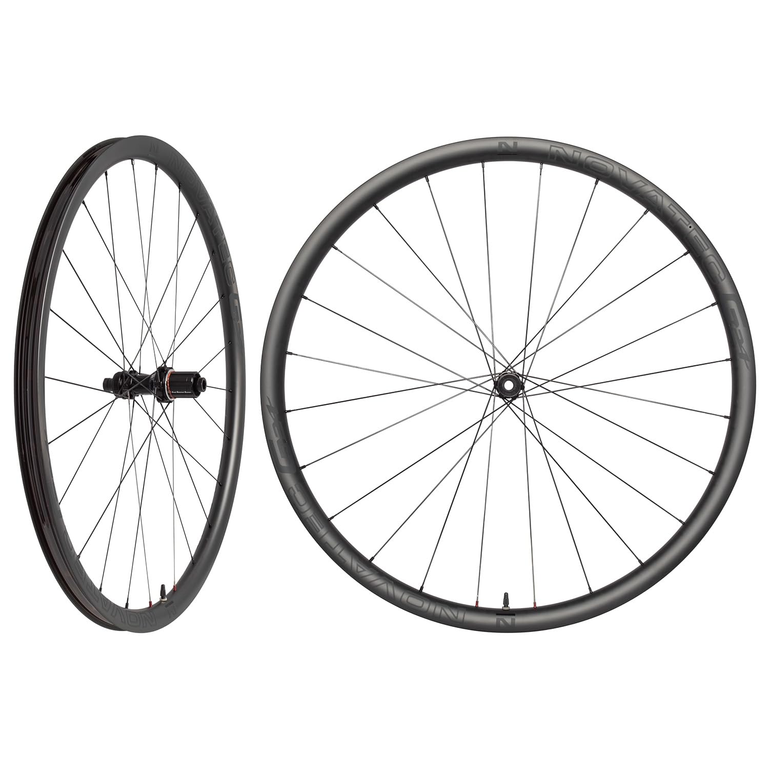 Novatec Set bici da corsa in carbonio, 28 mm e 1400 g, Tubeless, G24 Disc Pro, Shimano HG