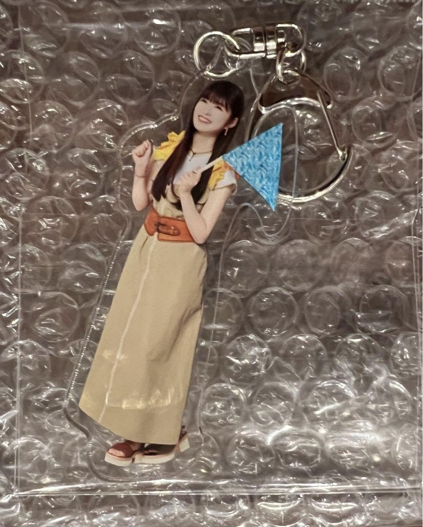 Amazon.co.jp: 乃木坂46 真夏の全国ツアー パリ カフェ 小川彩