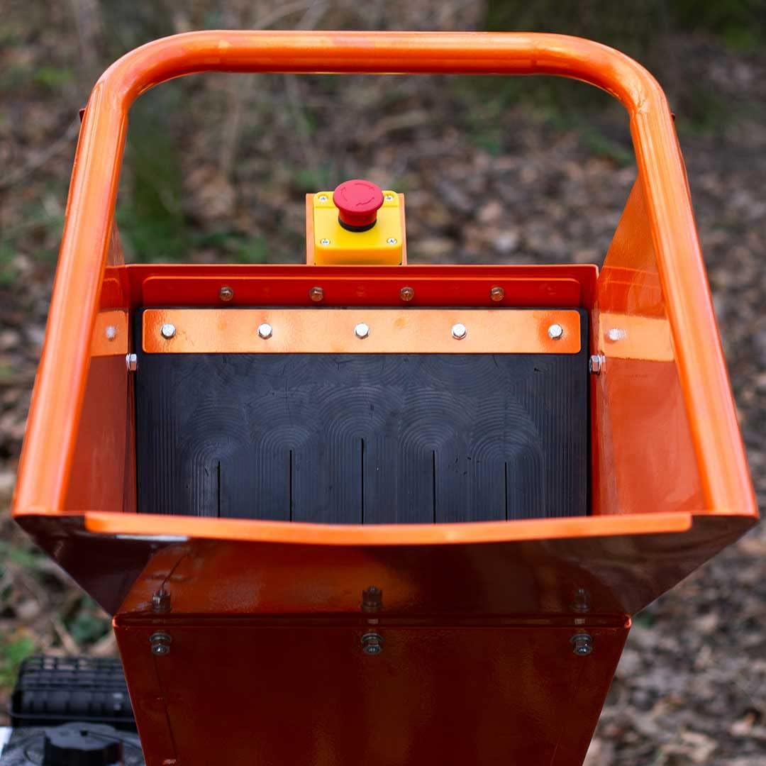 Forest Master FM14DD Professional Electric Start Garden Direct Drive 14HP 460cc 4 tempi Benzina Chipper/Shredder Chip fino a 4 pollici (100mm) Diametro.