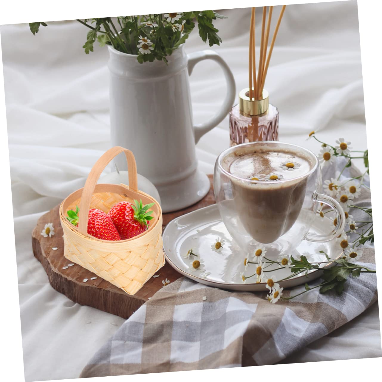 SOLUSTRE 6Pcs Mini Woven Basket with Handles for Candy Treats and Party Handheld Design for Weddings Birthdays and Gatherings