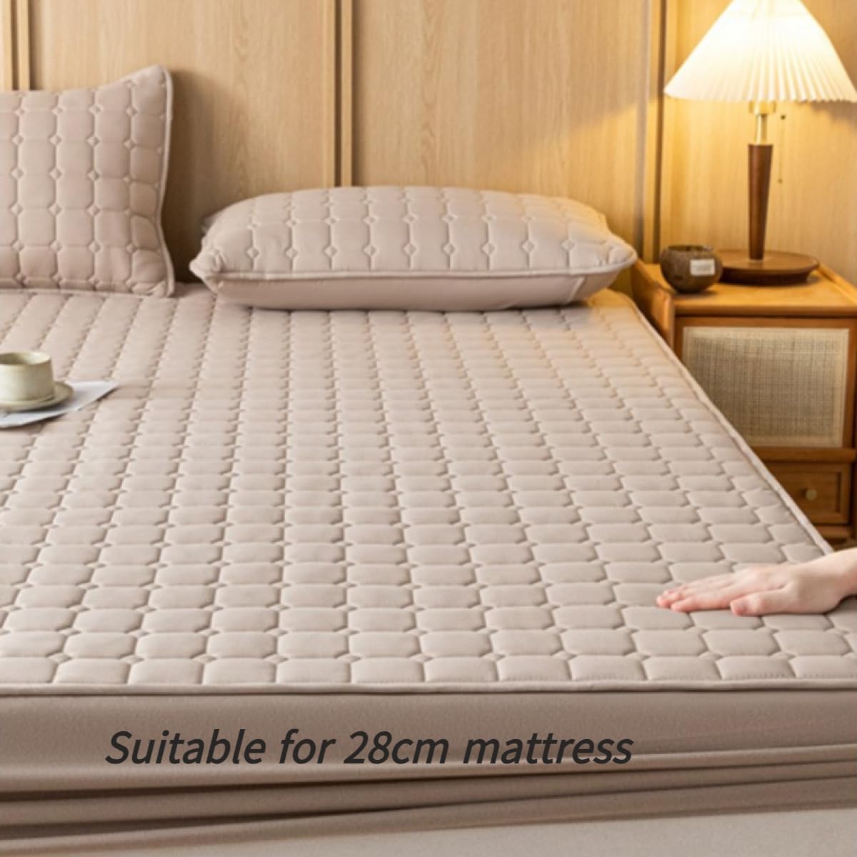Mattress Cover Fitted Sheet Solid Colour Washed Soft Quilted Mattress Protector Breathable Non-Slip Thickened Dustproof All-Inclusive Mattress Topper-Khaki||200x220cm(only Mattress Cover)