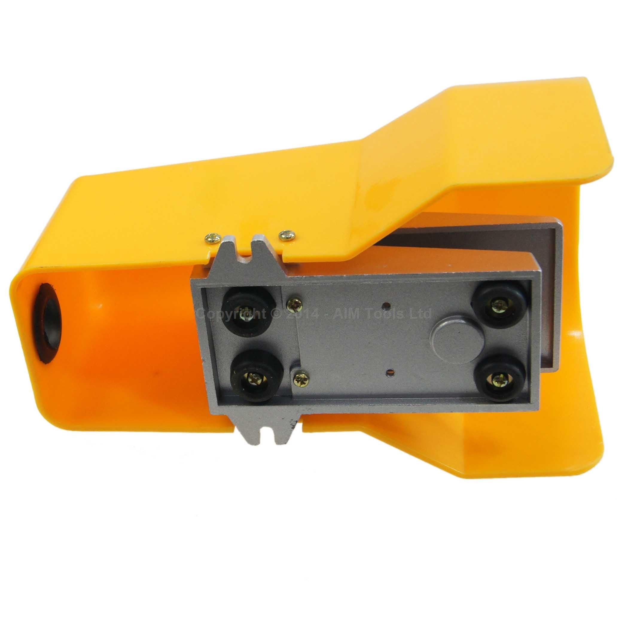 ORAZIO Valve Pneumatique à Pédale, 5 Voies 2 Positions G1/4 Filetée Commande de Presse à Pied Air Pad Interrupteur à Pédale Momentanée avec Couvercle de Protection pour équipements de Machines Industrielles 214725