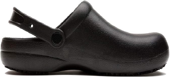 non skid clogs
