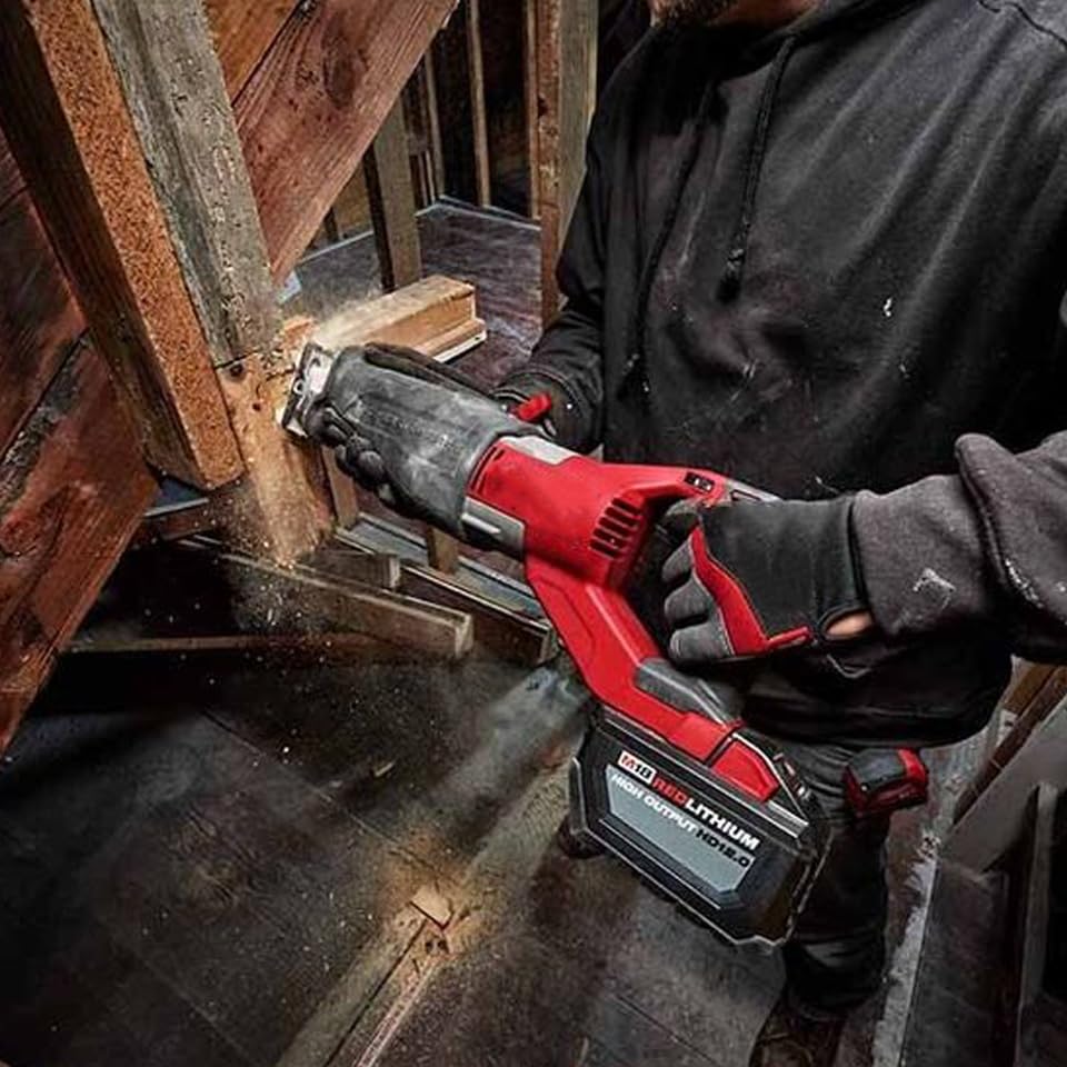 Milwaukee M18 2722-20 SIERRA SABLE M18 FUEL MILWAUKEE SUPER