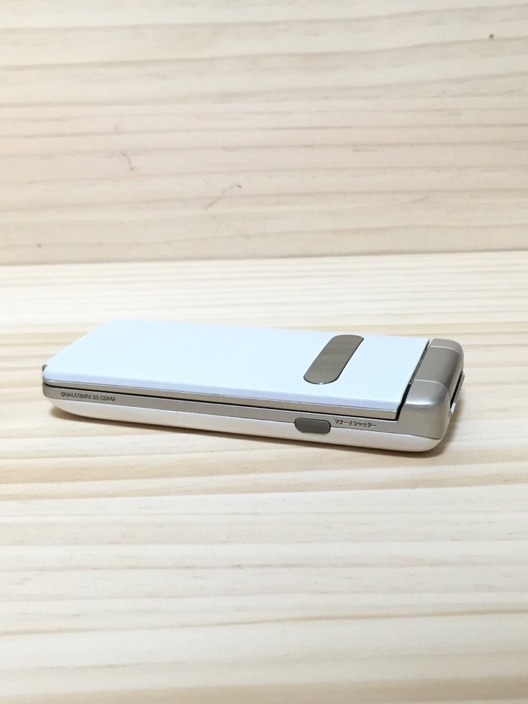 Amazon | au GRATINA2 KYY10 ホワイト 白ロム | 携帯電話本体 通販