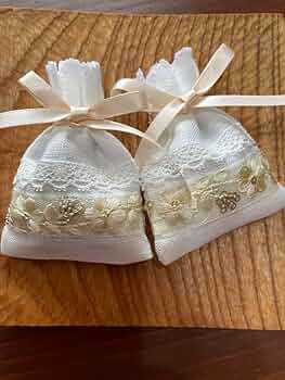 犬の刺繍入りラベンダーサシェ 犬の刺繍入りラベンダーサシェ 犬の刺繍入りラベンダーサシェ 犬