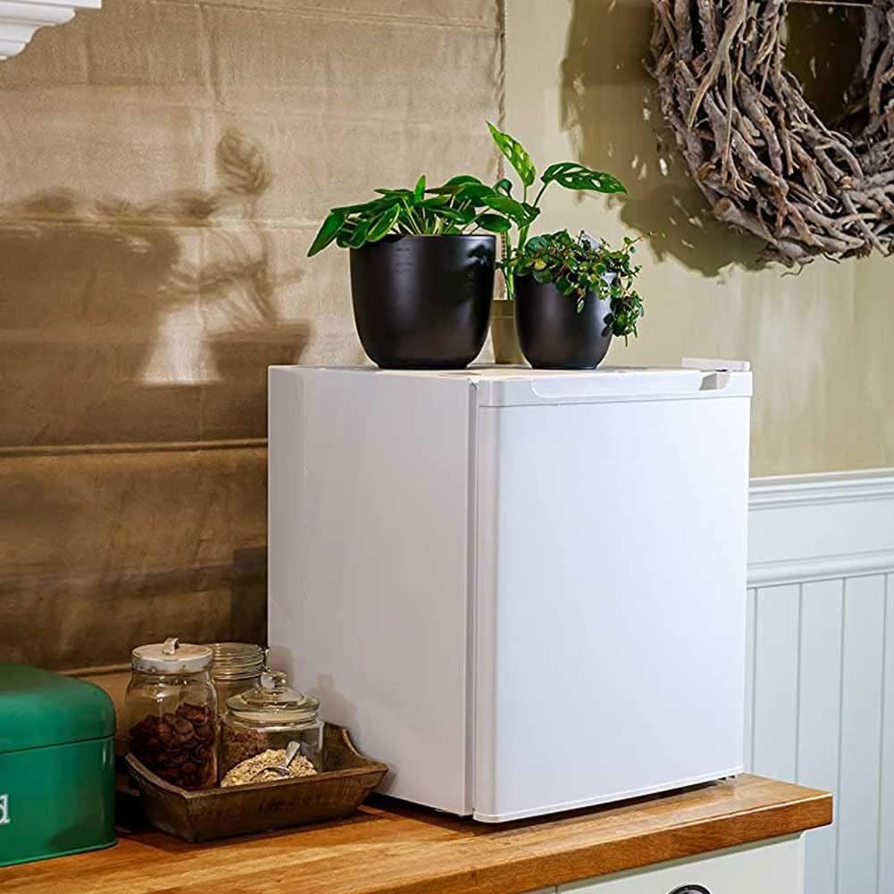 BAKAJI Frigo Bar Mini Stile Moderno Frigorifero con Freezer Termoelettrico Silenzioso con Scomparto Regolabile Capacita' 45 LT Hotel Casa Ufficio Studio Dimensione 49x44x49 cm Colore Bianco