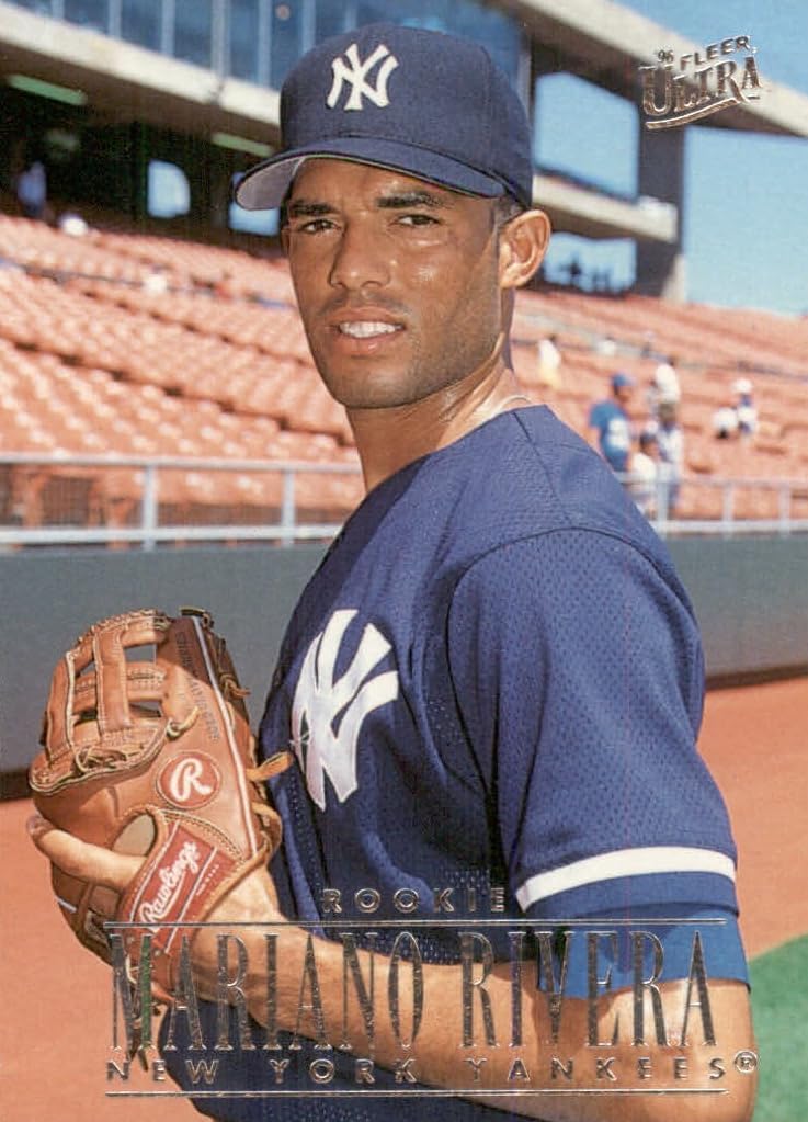 2006 Fleer Ultra Baseball MASTER Complete 290 Card Set 6 Different Insert Sets Plus Base LOADED with Stars and Hall of Famers Derek Jeter, Greg Maddux, Mariano Rivera Rookie, Cal Ripken Jr and Others