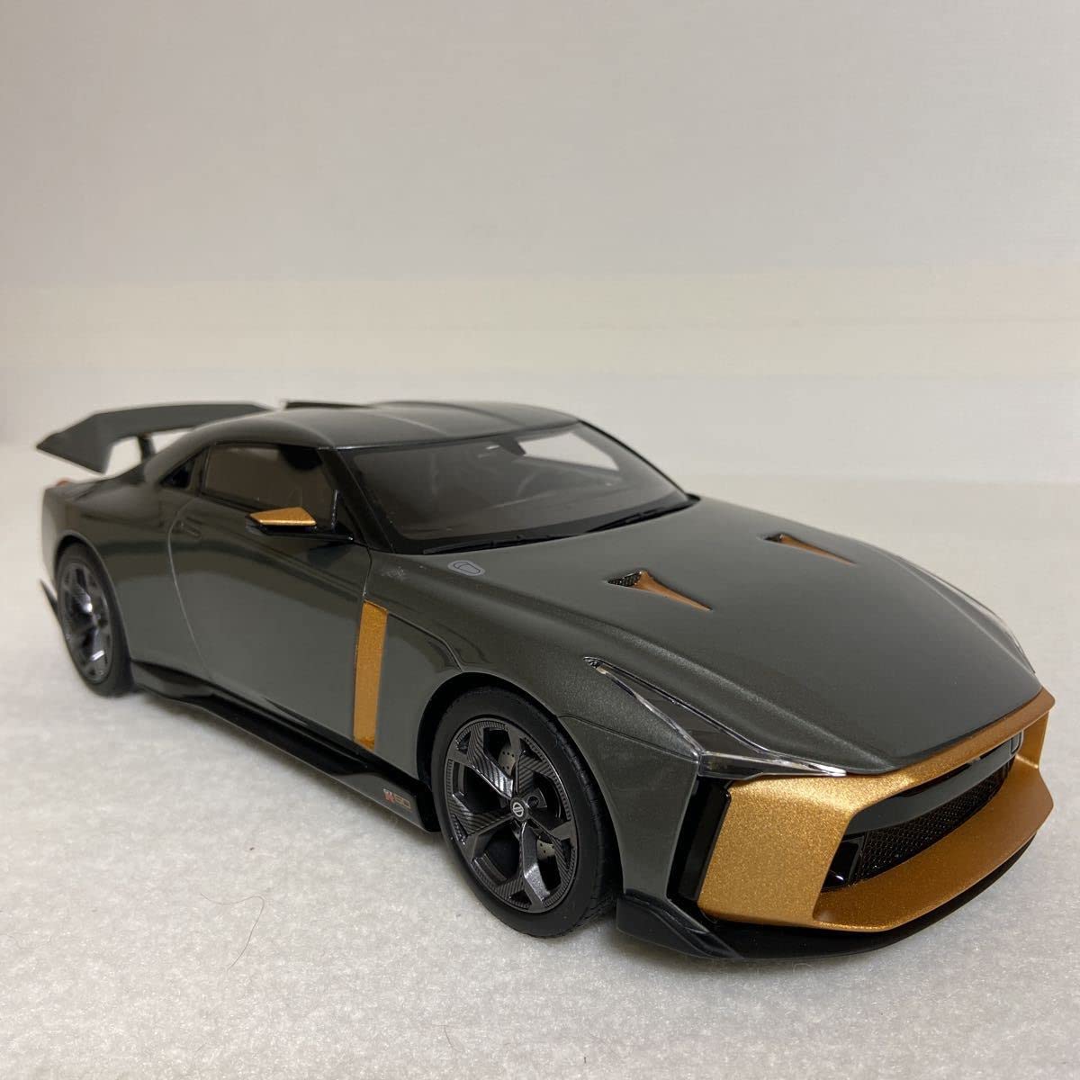 Amazon | GTスピリット／GT SPIRIT ：1/18 日産 GT-R 50 By-イタル  