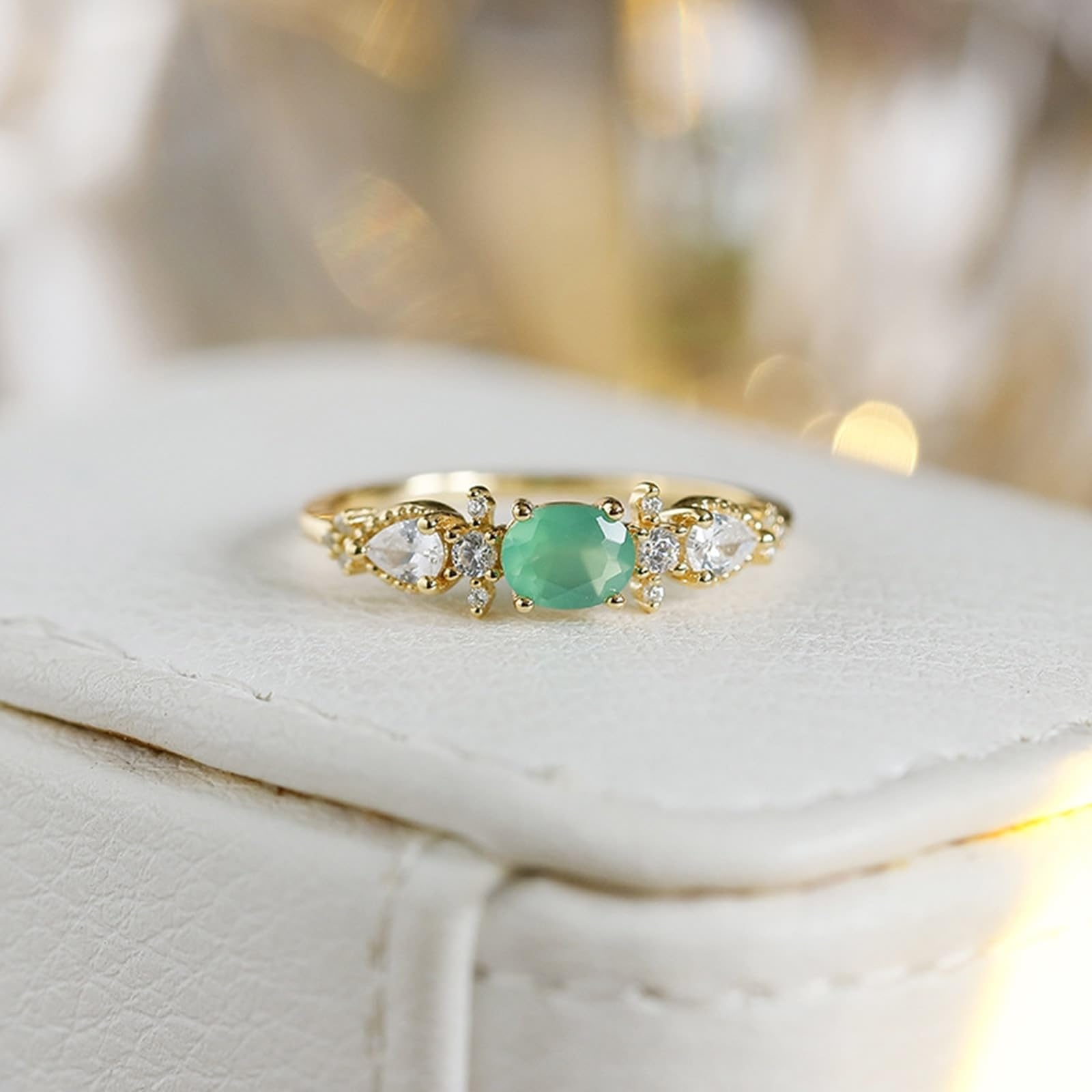 Anelli per partner in oro giallo 9 K/14 K/18 K con calcedonio verde ovale, classici