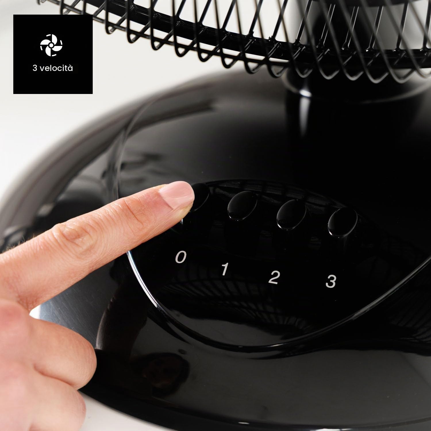 Taurus – Ventilatore da tavolo Greco 16 Elegance | 45W | 3 pale 40 cm | 3 velocità | Oscillazione automatica | Inclinazione regolabile | Compatto e silenzioso | Portatile | Base antiscivolo | Nero